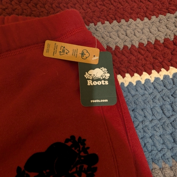 New Roots Original Sweatpants - Size M - Picture 2 of 3
